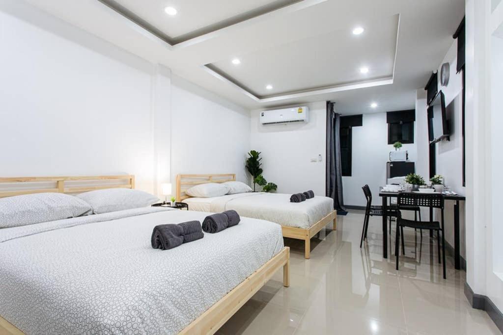 P2 Silom Large 2Beds Full Kitchen Wifi 4-6Pax Apartment Bangkok Exterior foto