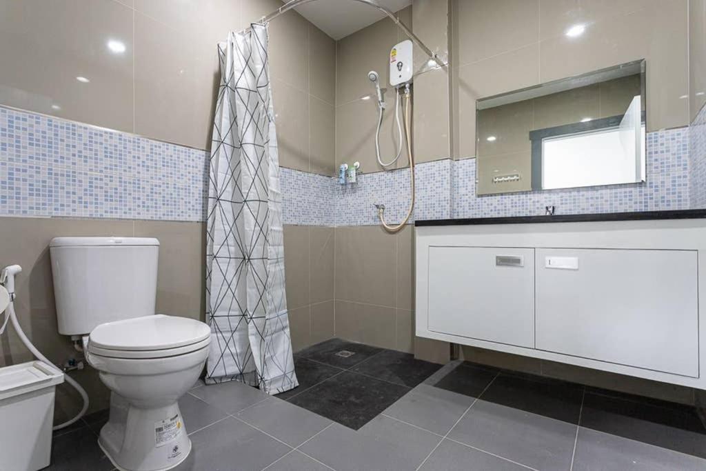 P2 Silom Large 2Beds Full Kitchen Wifi 4-6Pax Apartment Bangkok Exterior foto